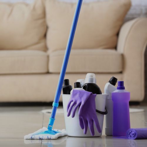 شركة لمسة كلين للنظافة بالرياض – شريكك المثالي لبيئة نظيفة وصحية